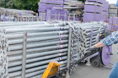 Fabricación de postes de acero con materiales de calidad